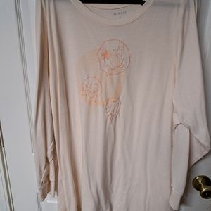 Torrid classic fit smiley face top size 6